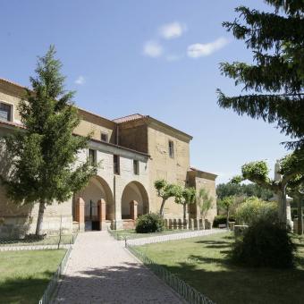 Panorámica iglesia Revenga de Campos