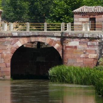 Canal de Castilla Alar Del Rey
