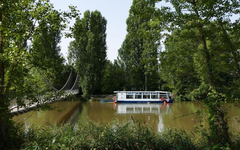 Barco Marqués de la Ensenada Barco Marqués de la Ensenada