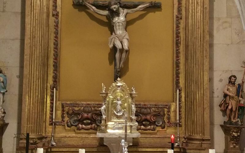 Altar Mayor y Cristo de la Agonía Iglesia de San Juan