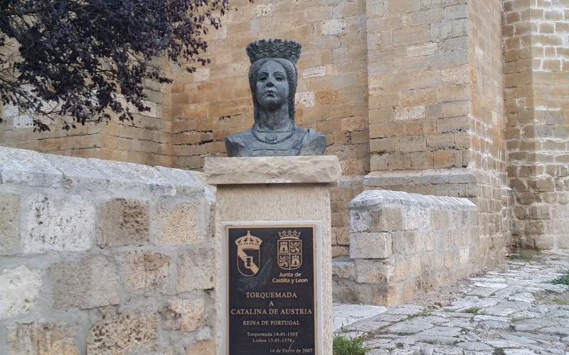 Monumento a Catalina de Austria, Reina de Portugal