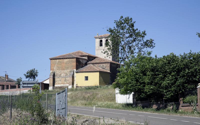 Iglesia de San Pedro ad Vincola de Villota del Páramo